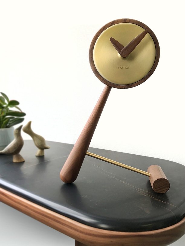 MINI PUNTERO - Modern and Elegant Table Clock by Nomon | Barcelonaconcept