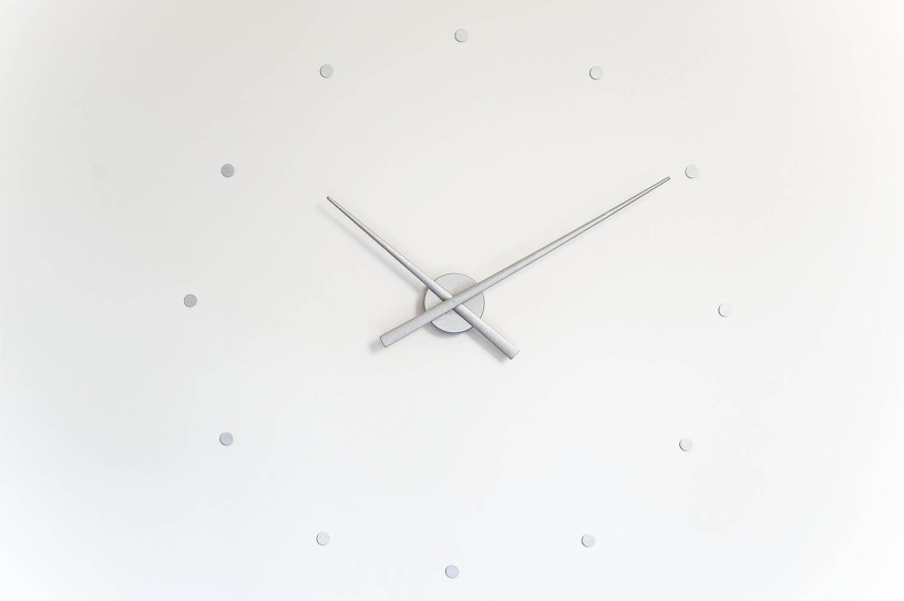 OJ - Modern and Elegant Wall Clock by Nomon | Barcelonaconcept